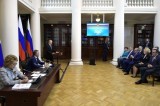 Изображение к новости 'Совет законодателей в Санкт-Петербурге'. Встреча членов Совета Законодателей России с Владимиром Путиным 24 апреля 2017 года (фото пресс-службы Президента России: kremlin.ru)
